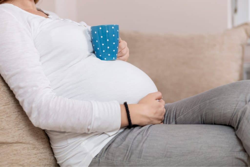 drink-tea-during-pregnant