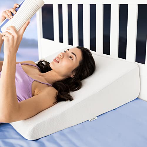 Best Adjustable Beds For Sleep Apnea (2023 Update) Liquid Image
